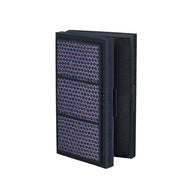 Blueair Pro M/L/XL Rauchstoppfilter, schwarzer Rahmen mit Wabenstruktur, Schrägansicht